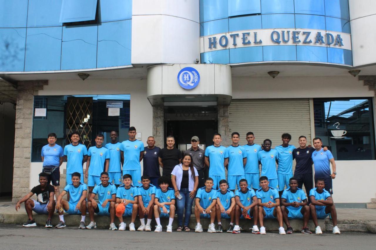Hotel Quezada Hermanos 圣多明各德洛斯科罗拉多斯 外观 照片